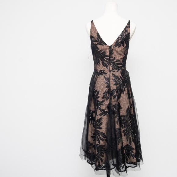 Dress The Population Courtney Sequin Overlay Dress Small - Picture 3 of 16